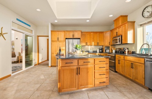 Bay City Casa | Magnificent Bay and Ocean Views, *Pet Friendly*, Hot Tub, Game Room w/ Pool, Foosball, & Ping Pong