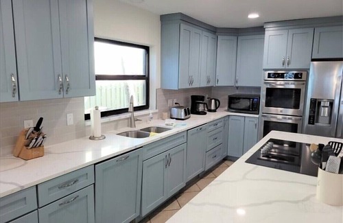 Englewood Casa | Magnificent Beachfront home with large internal and external living space