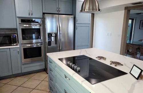 Englewood Casa | Magnificent Beachfront home with large internal and external living space