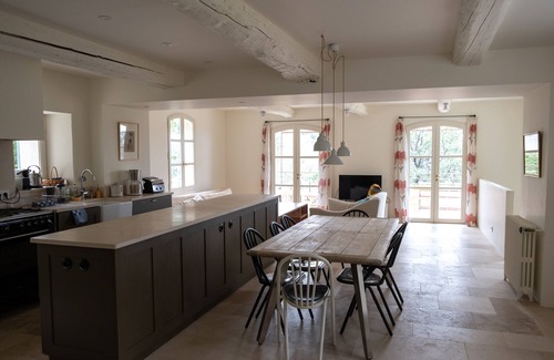 Lioux Casa | Magnificent renovated mas, comfort and exceptional views in the heart of the Luberon