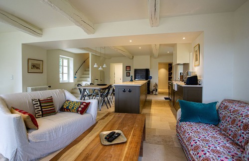 Lioux Casa | Magnificent renovated mas, comfort and exceptional views in the heart of the Luberon