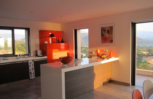 Cirendinu Villa | VILLA CONTEMPORÁNEA PINARELLO CERCA DE PLAYAS VISTA AL MAR Y MONTAÑA EXCEPCIONAL