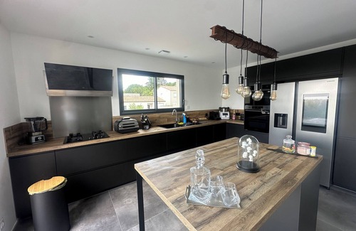 Montfrin Casa | Magnificent village house