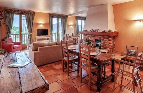 Montclar Apartamento | Magnificent with south-facing terrace, ideal for a stay with family or friends