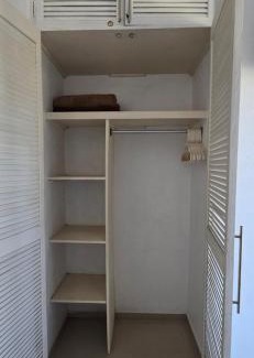Manzanillo Apartamento | Magnifico Departamento, cocina equipada, 2 Recamaras 2 Baños , hasta 6 Personas, 3 albercas, playa a 50 mts wifi, aire acondicionado