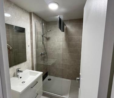 Aix-les-Bains City Center Apartamento | Magnifique appartement renové le Victoria