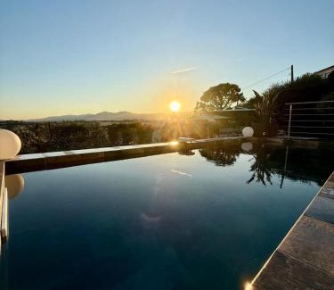 Saint Pierre de Feric Apartamento | Magnifique appartement avec piscine et jardin