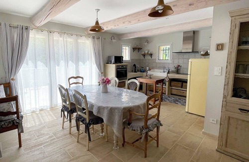 La Roque-sur-Pernes Casa | Magnifique Mazet en Pierre au Coeur de la Provence et de ses Collines