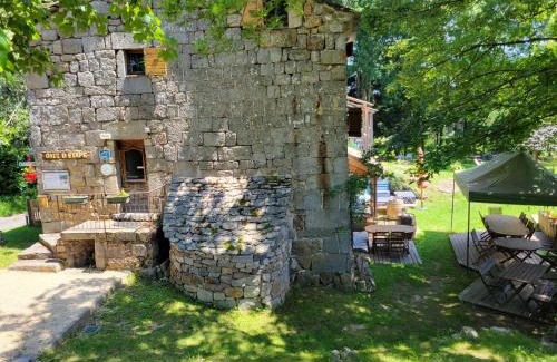 Devesset Chalet De Esquí | Magnifique gite 14 personnes en bord de lac