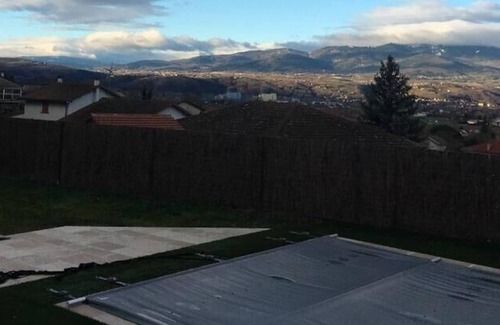 Clonas-sur-Vareze Villa | Magnifique Villa au Calme, Idéale Pour 2 Familles