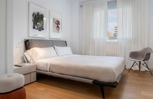 Giralda Sur Apartamento | Magno Apartment Ramón Carande- Private Parking included