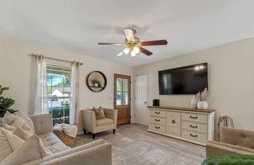 Live Oak Casa | Magnolia Oaks Summary