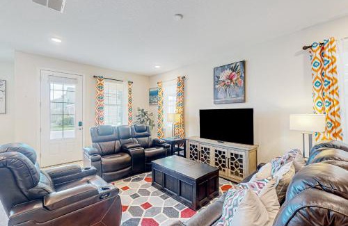 Davenport Casa | Magwins Villa