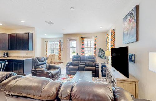 Davenport Casa | Magwins Villa