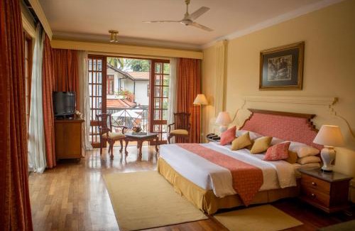 Kandy Hotel | Mahaweli Reach Hotel