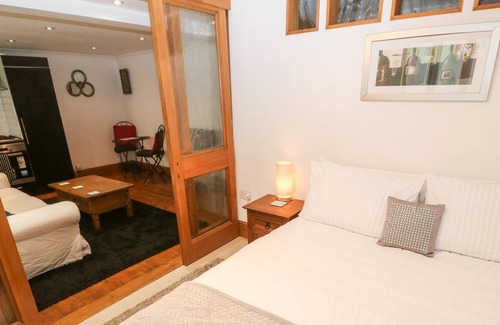 Mabe Cabina | Maia House
