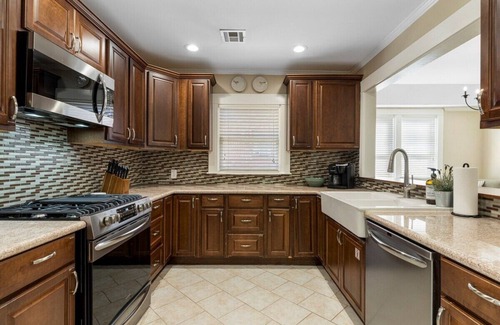 Cherry Street Casa | Main House at Cherry Street 4bdr