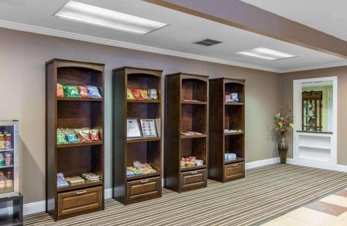 Williamsburg Hotel | MainStay Suites Williamsburg Historic Area