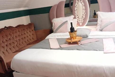 Tremblay-en-France Casa | Maison 10 pièces Spa jacuzzi Paris Airport CDG jardin arboré clos