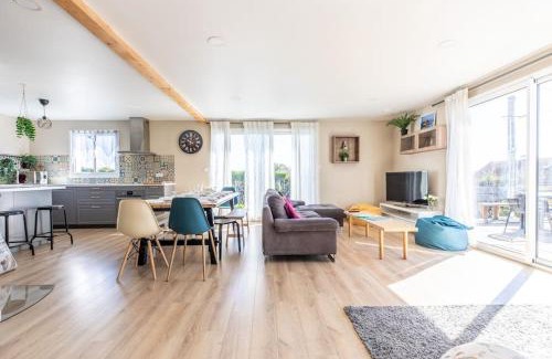 Laschamps Apartamento | Maison 12 Couchages tout confort - 11B Vialle St Gene