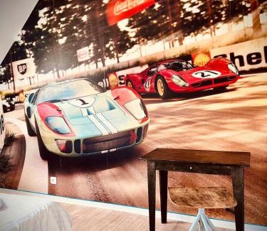 Le Mans Casa | Maison 1440 - STORIES, logement Atypique Sport Auto