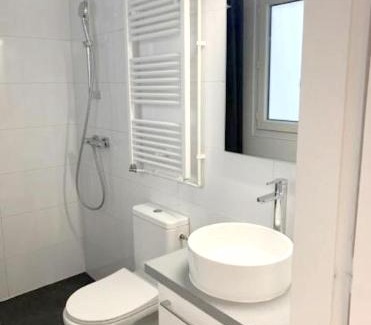La Courneuve Casa | Maison accueillante à La Courneuve avec jardin clôturé
