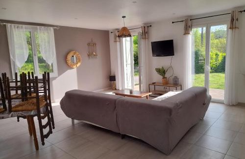 Allez-et-Cazeneuve Casa | Maison ambiance COSY - Détente - Clim - 3 chambres