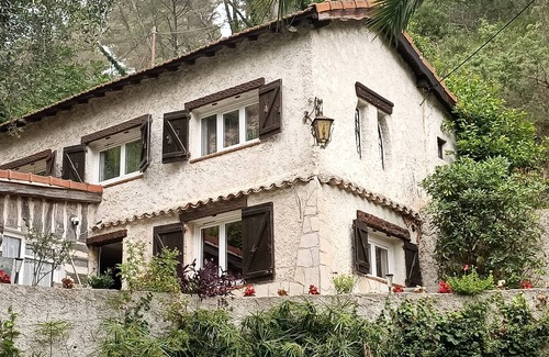 Tourrette-Levens Casa | Maison Atypique Dans L'arrière Pays Niçois Entre mer et Montagne