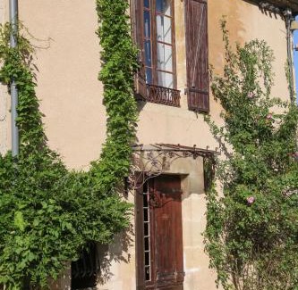 Saint-Macaire Casa | Maison atypique dans cité médiévale