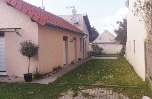 Chelles Casa | Maison au Calme Proche Disney