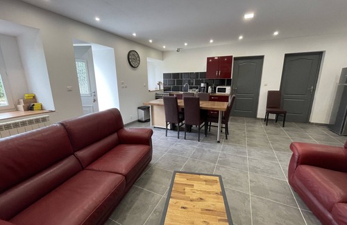 Laveissiere Chalet De Esquí | Maison au coeur des Volcans d'Auvergne