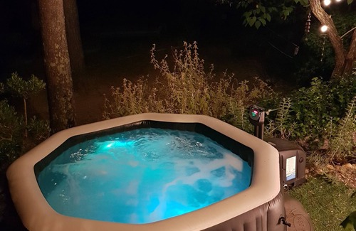 Montferrier-sur-Lez Casa | Maison Avec Piscine et Jacuzzi