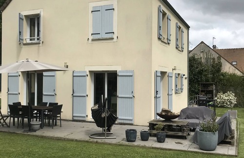 Gometz-le-Chatel Casa | Maison Avec Grand Jardin en Centre Ville au Cœur de la Vallée de Chevreuse