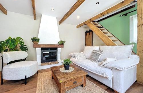 Pontault-Combault Casa | Maison avec jacuzzi et terrasse