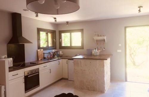 Reaup-Lisse Casa | Maison avec jardin dans village