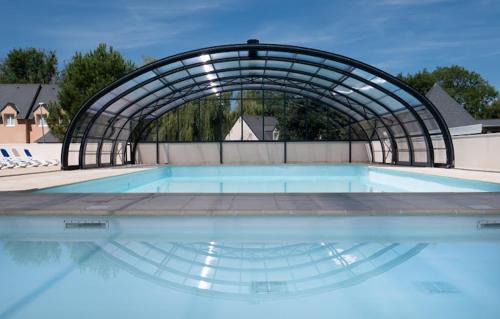 Crozon Casa | Maison avec piscine chauffée toute l'année à Morgat en bretagne sur la presqu'île de Crozon située à 800 m de la mer