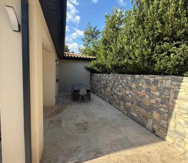 Blauzac Casa | Maison avec piscine, jardin et terrasse - Blauzac