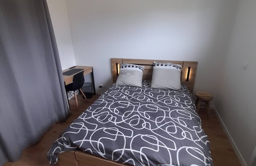 Plouenan Casa | Maison Bois de Plain Pied à 5 Minutes de la mer ,idéal Pour les Familles