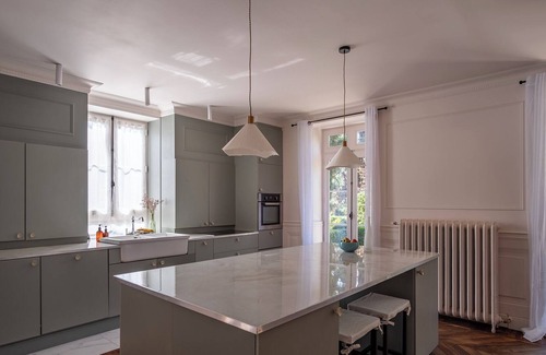 Chessy Villa | Maison Bourgeoise Cœur Village Pierres Dorées