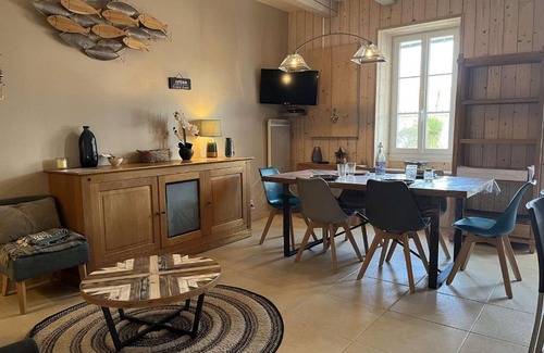Saint-Denis-d'Oleron Casa | Maison calme avec terrasse à Saint-Denis-d'Oléron - 5 pers, proche plage et piste cyclable - FR-1-246A-205