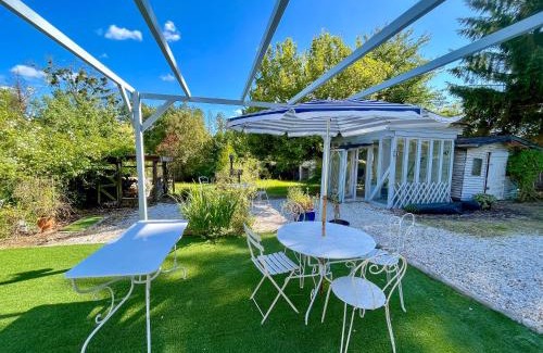 Courtonne-la-Meurdrac Casa | Maison charmante avec jacuzzi et cours d'eau