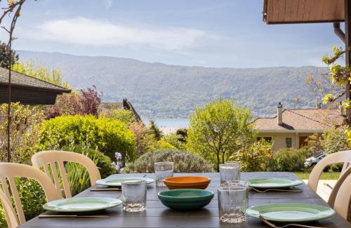 Veyrier-du-Lac Casa | MAISON CHARLOTTE - Vue lac et à 5min des plages!