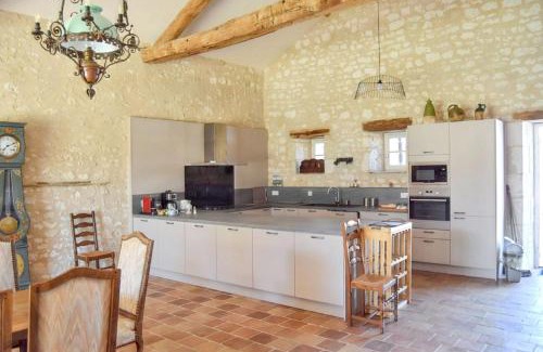 Thenac Casa | Maison charmante à Monestier avec piscine et jacuzzi