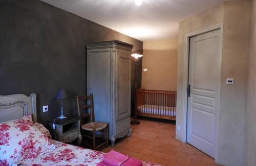 Nueil-les-Aubiers Casa | Maison charmante près de Nueil-les-Aubiers avec jardin