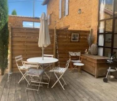 Jarnioux Casa | Maison complète "chez Fanny" 2 chambres 3 lits 4 personnes