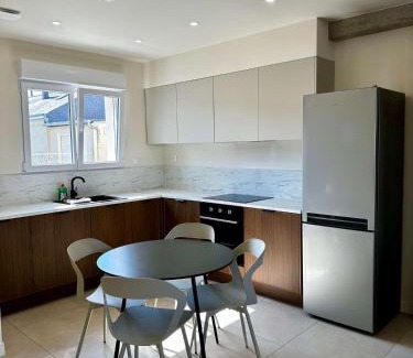 Justices Casa | Maison contemporaine à Saint-Léonard