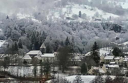 Thiezac Casa | maison cosy proche de la station de ski du lioran 4 personnes