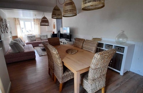 Saint-Michel-en-l'Herm Casa | Maison de Village 90 m² Saint Michel en L'herm, 10 Minutes de L'océan