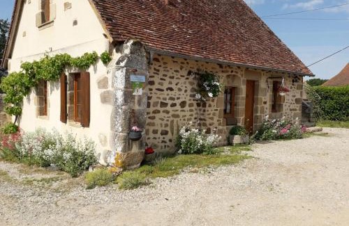 Bourbon-l'Archambault Casa | Maison de campagne avec pêche incluse et animaux admis - FR-1-489-293