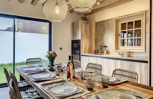 Tourgeville Casa | Maison de Campagne Normande, Proche de la Mer. "les Copains D'abord"